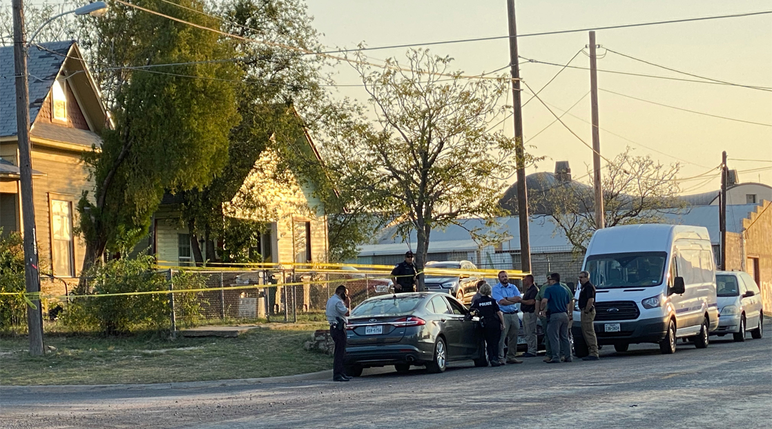 Police Activity on Allen St (Live Photo / Brent Blinka)