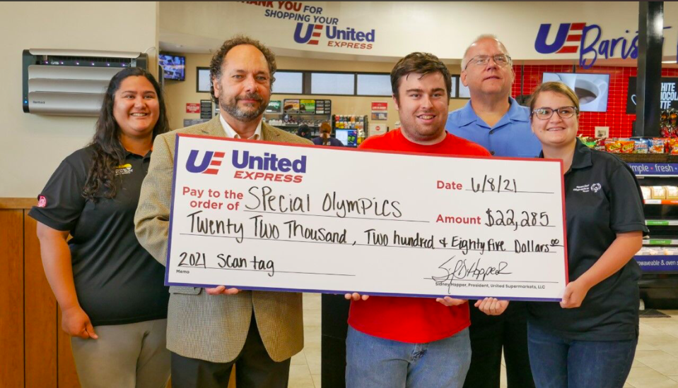 Special Olympics x United Express
