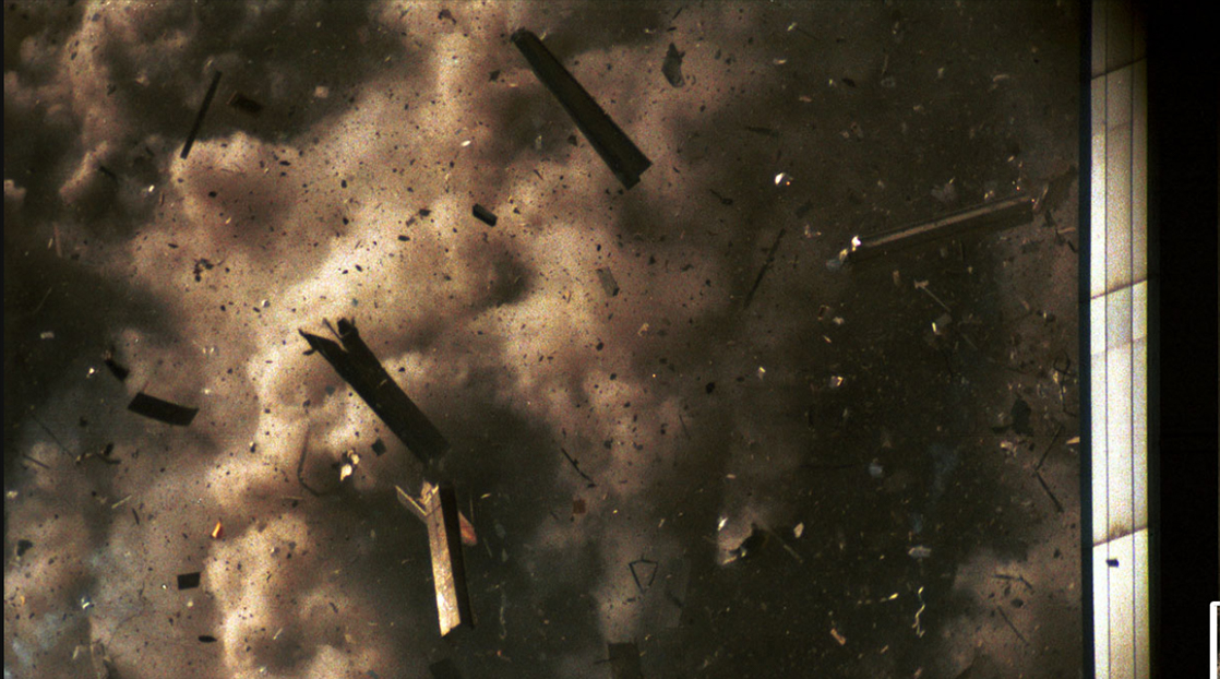 Falling Debris | Collection 9/11 Memorial Museum, Roberto Rabanne Archive, Photograph by Roberto Rabanne