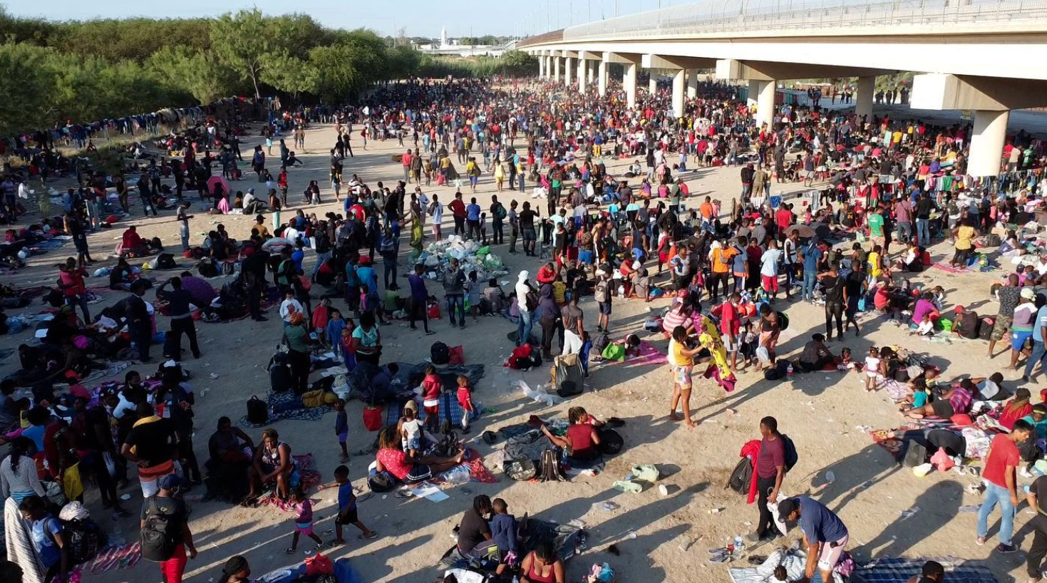 Del Rio International Bridge Invaded by Illegals