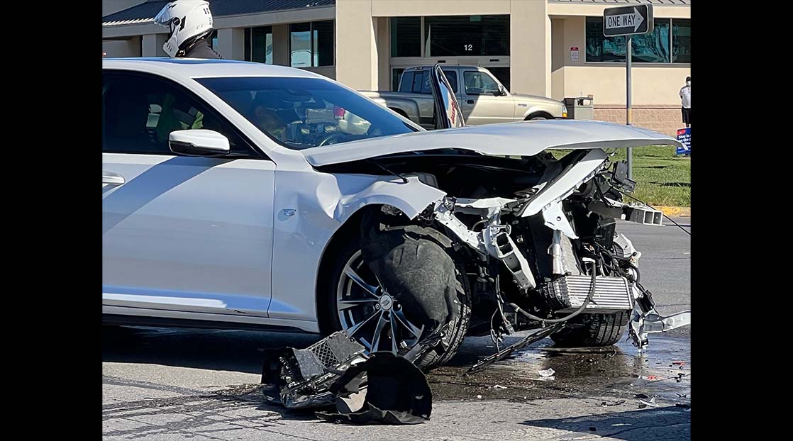 Abe &amp; Harris Crash | Live Photo Matt Trammell