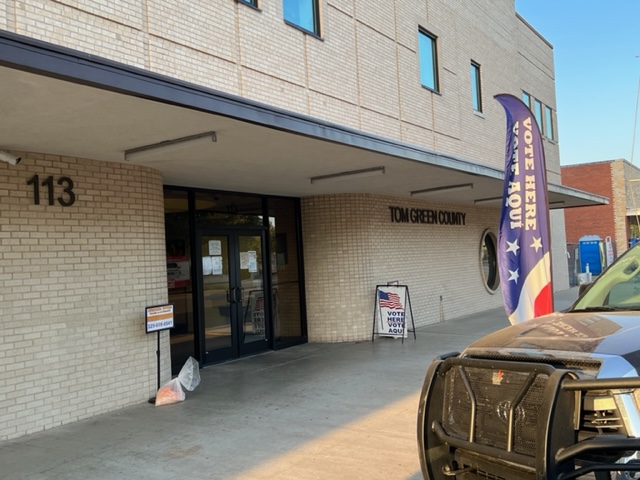 Keyes County Building Vote 2022 (LIVE! Photo/Yantis Green)