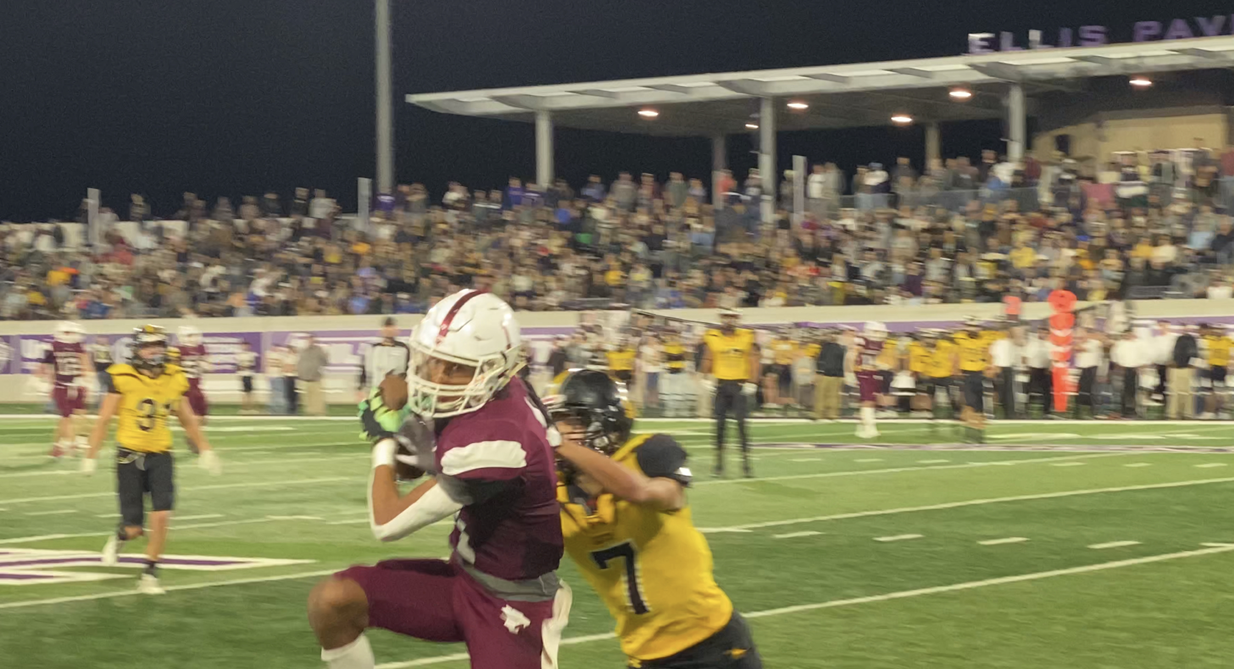 Hawley's Chandler Myers Hauls in a Catch against Cisco!
