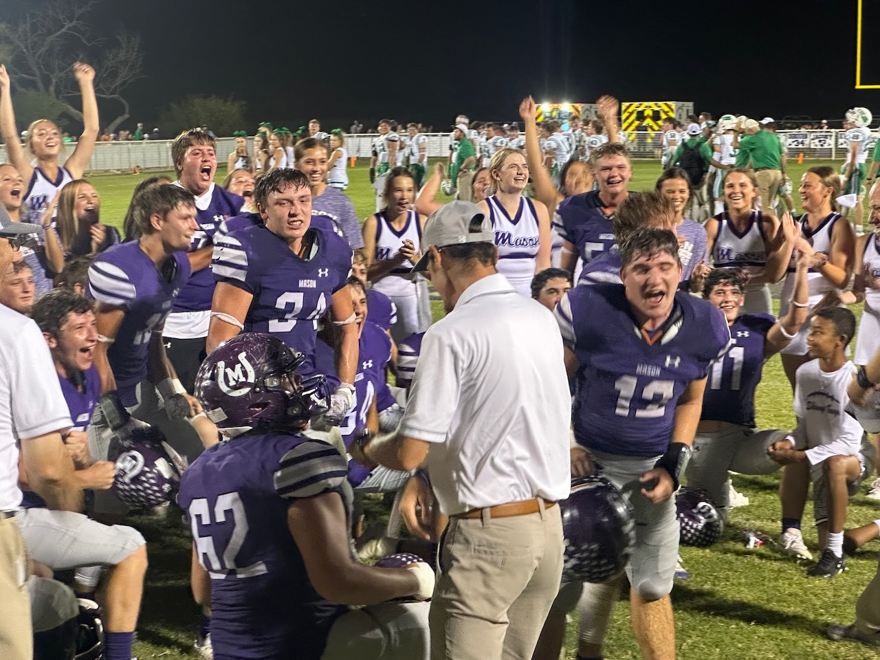 Mason Punchers defeated the Wall Hawks 14-7 on Sept. 29, 2023