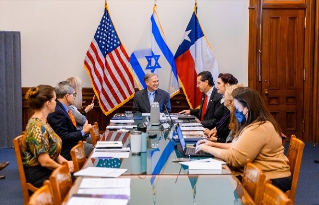 Gov. Abbott and Holocaust Commission 2023 (Courtesy gov.texas.gov)