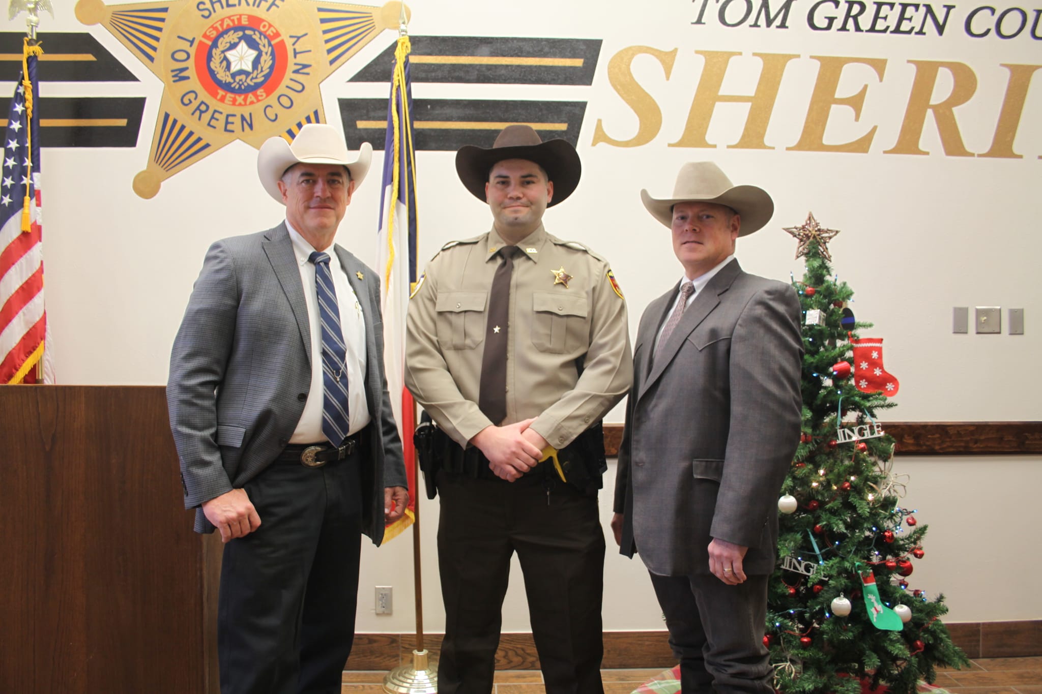 Taylon Adcox Sworn in as TGC Deputy (Courtesy TGCSO)