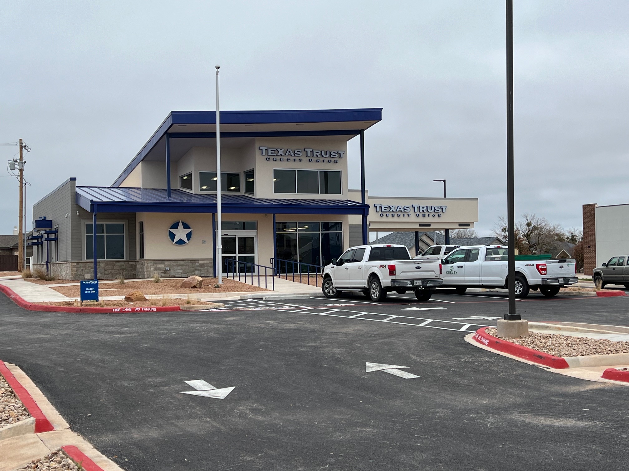 New Texas Trust FCU on FM2288 (LIVE! Photo Yantis Green)