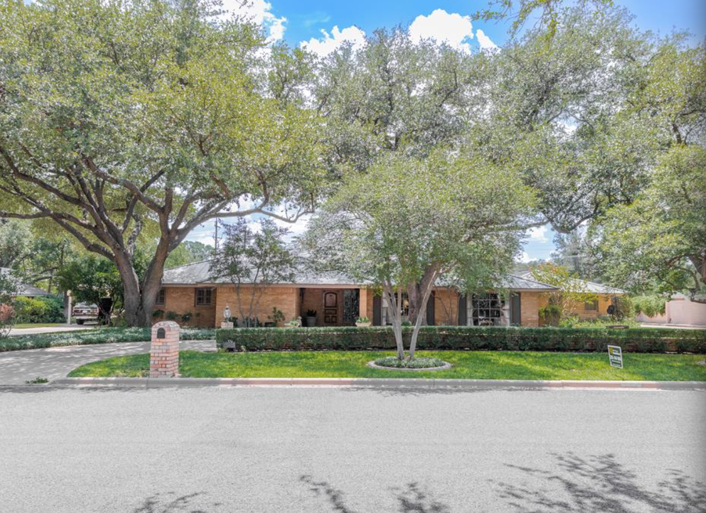 2645 Vista Del Arroyo