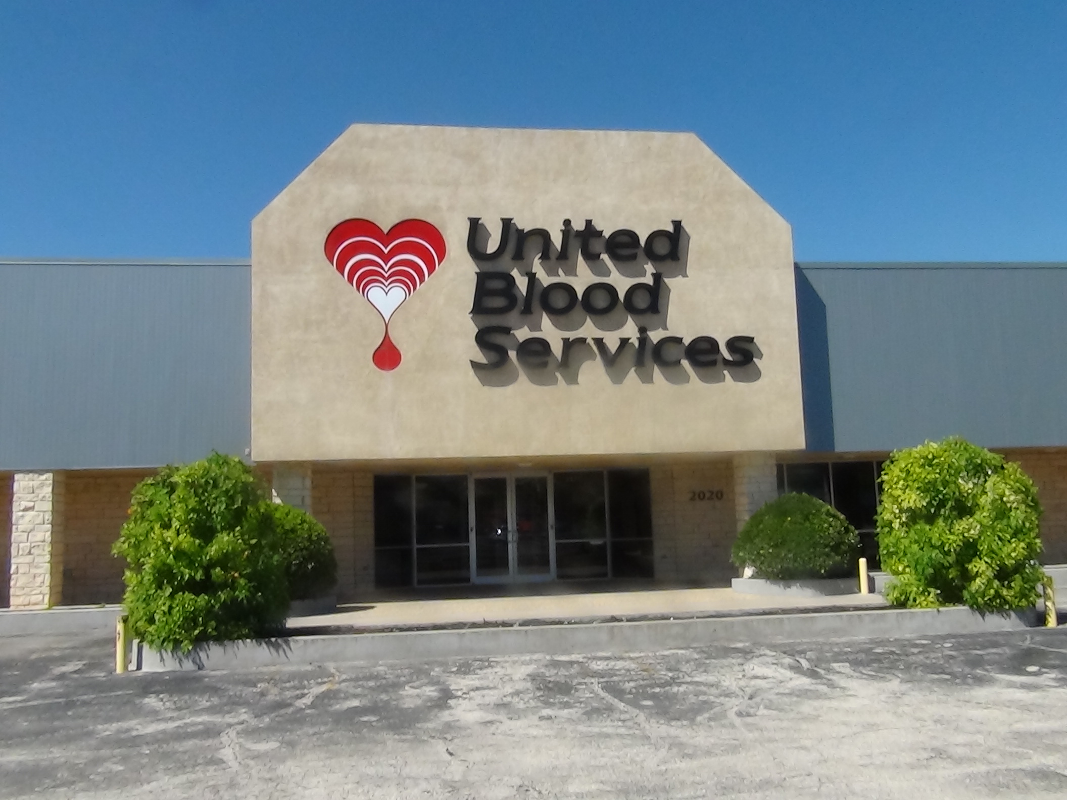 UBS is holding their annual 'Think Pink While Giving Red' from October 14-31 (LIVE! photo by Cheyenne Benson)