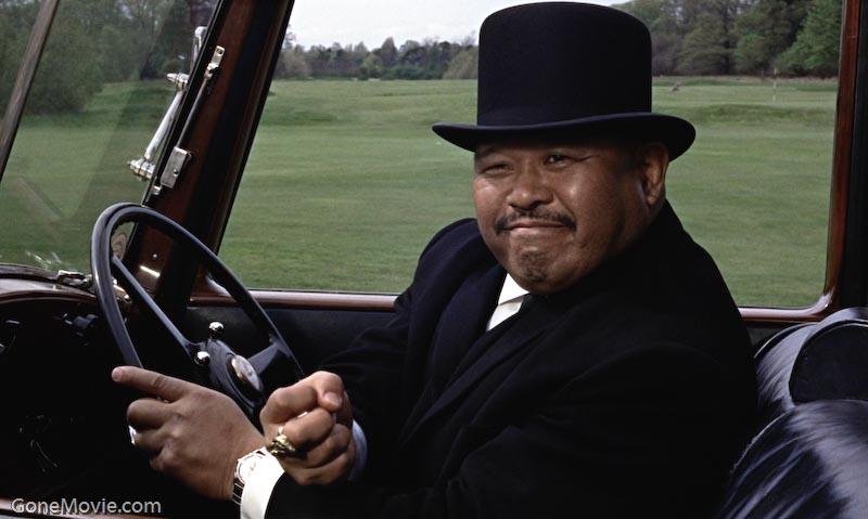 A 'drop of the hat' for Oddjob is certain death (photo courtesy of filmtrout.com)