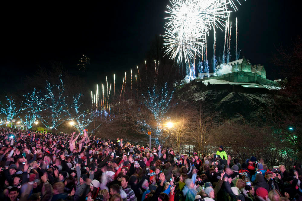 Scotland rings in the New Year (Photo Courtesy of onlyinedinburgh.com)