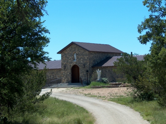 The entrance of Mount Carmel Hermitage (Photo Courtesy of carmelitehermits.org)
