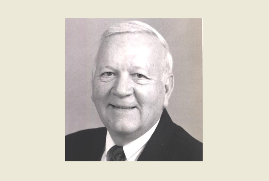 Longtime Angelo State University Basketball Coach Ed Messbarger died Monday in San Angelo at age 81.