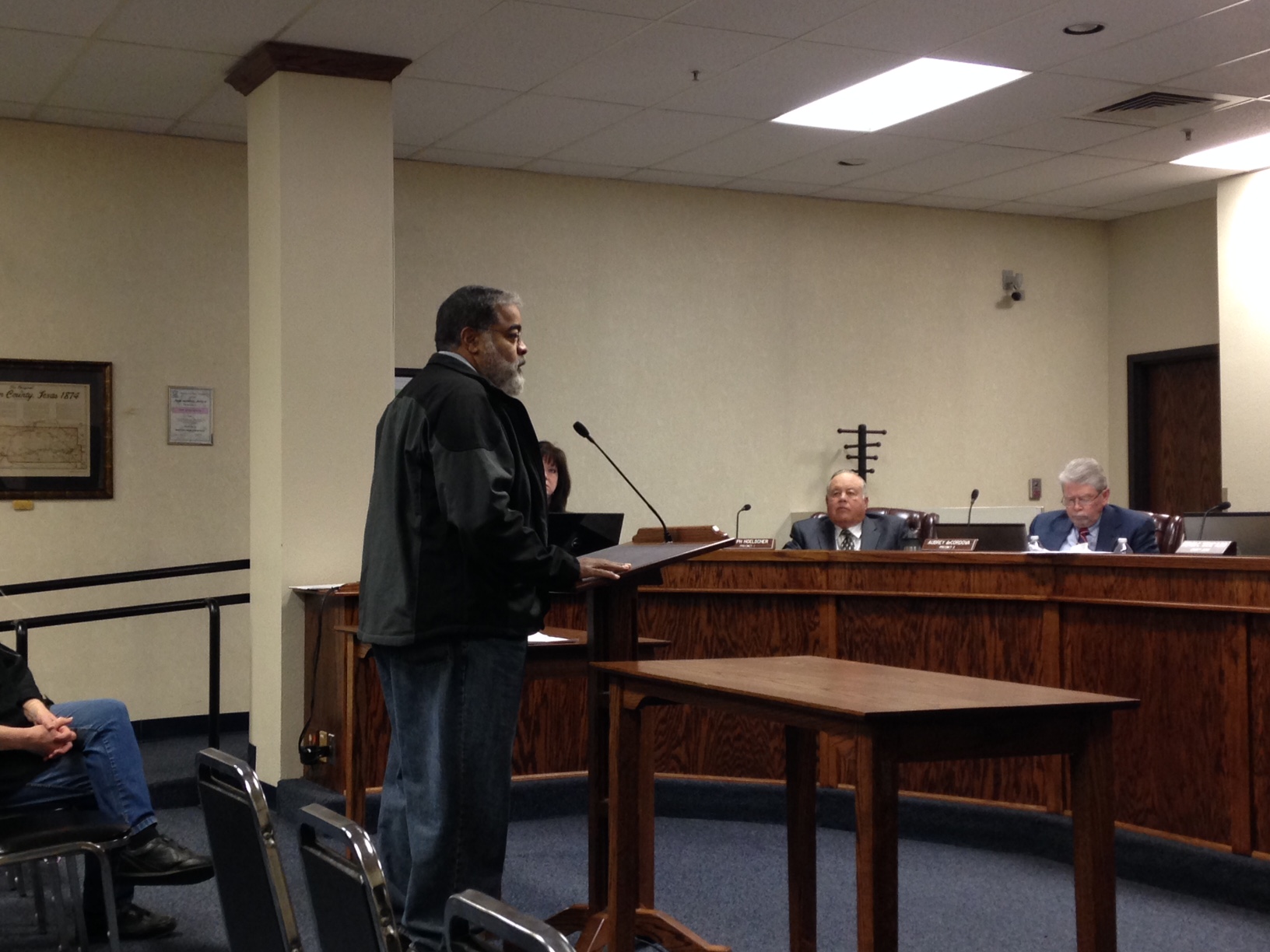 Floyd Cryder provides feedback on the county's voting centers. (LIVE! Photo/Chelsea Reinhard)