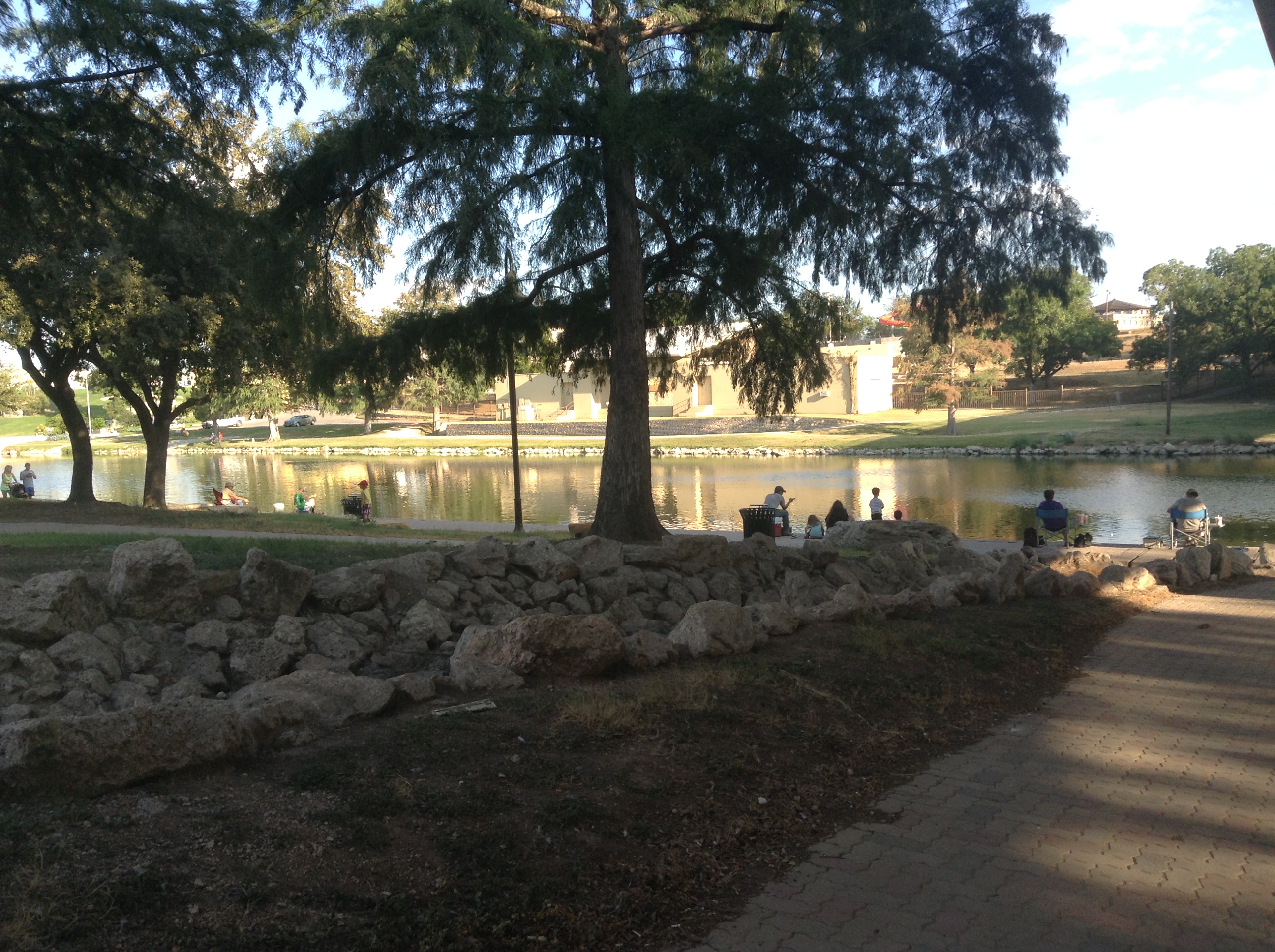 LIVE! Photo/Joe Hyde