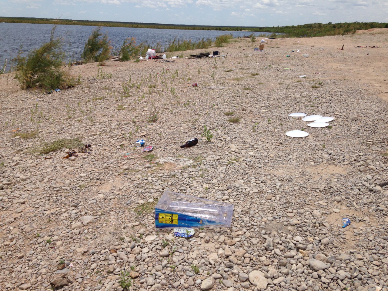 Near the shoreline at Twin Buttes. (LIVE! Photo/Joe Hyde)