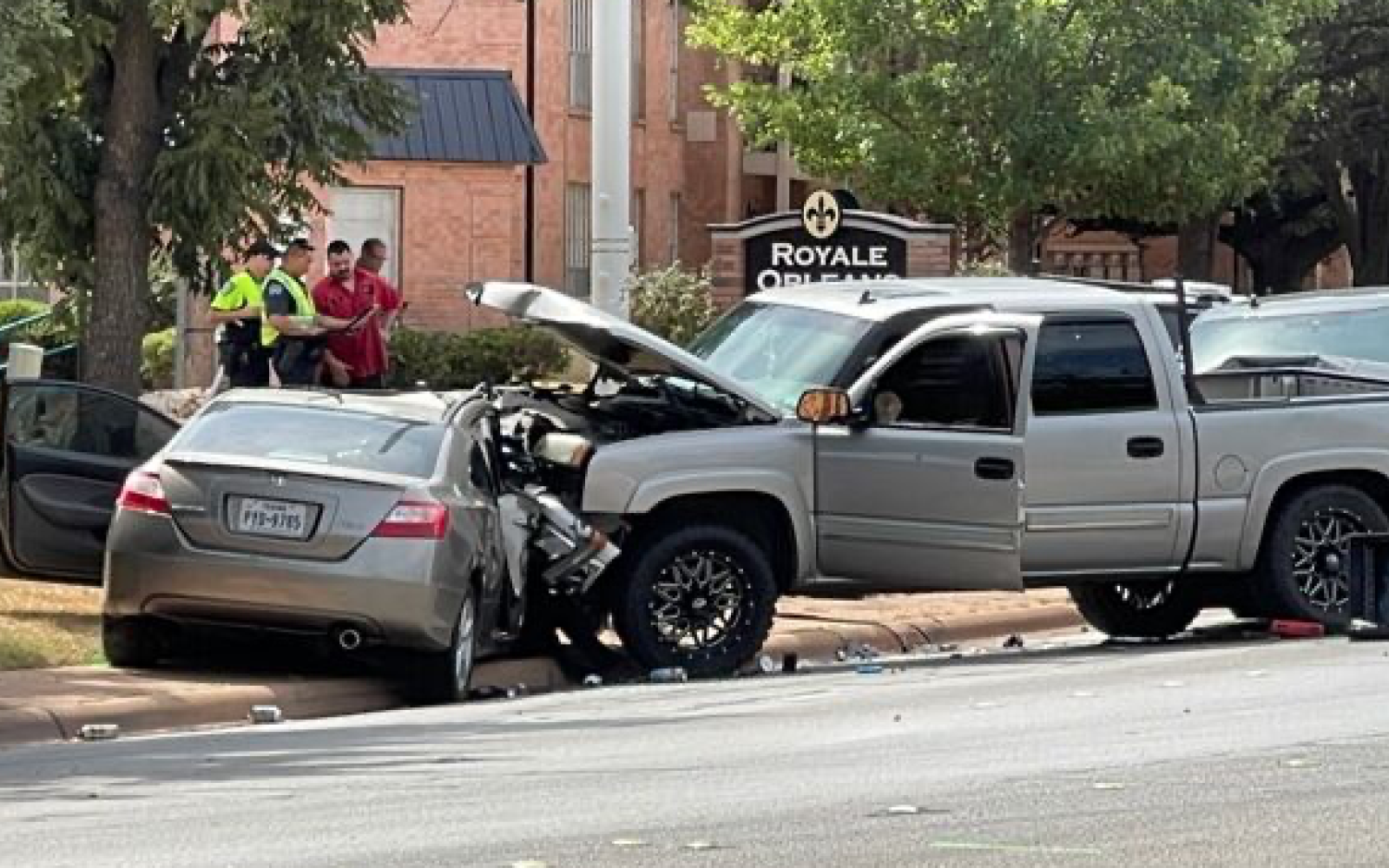 Crash at Southwest and Brookhollow