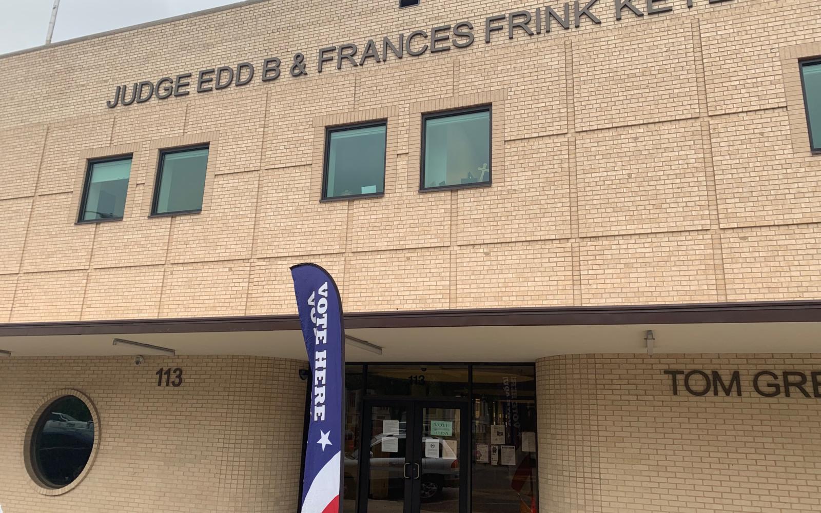 Keyes Building Vote 2022 (LIVE! Photo/Yantis Green)