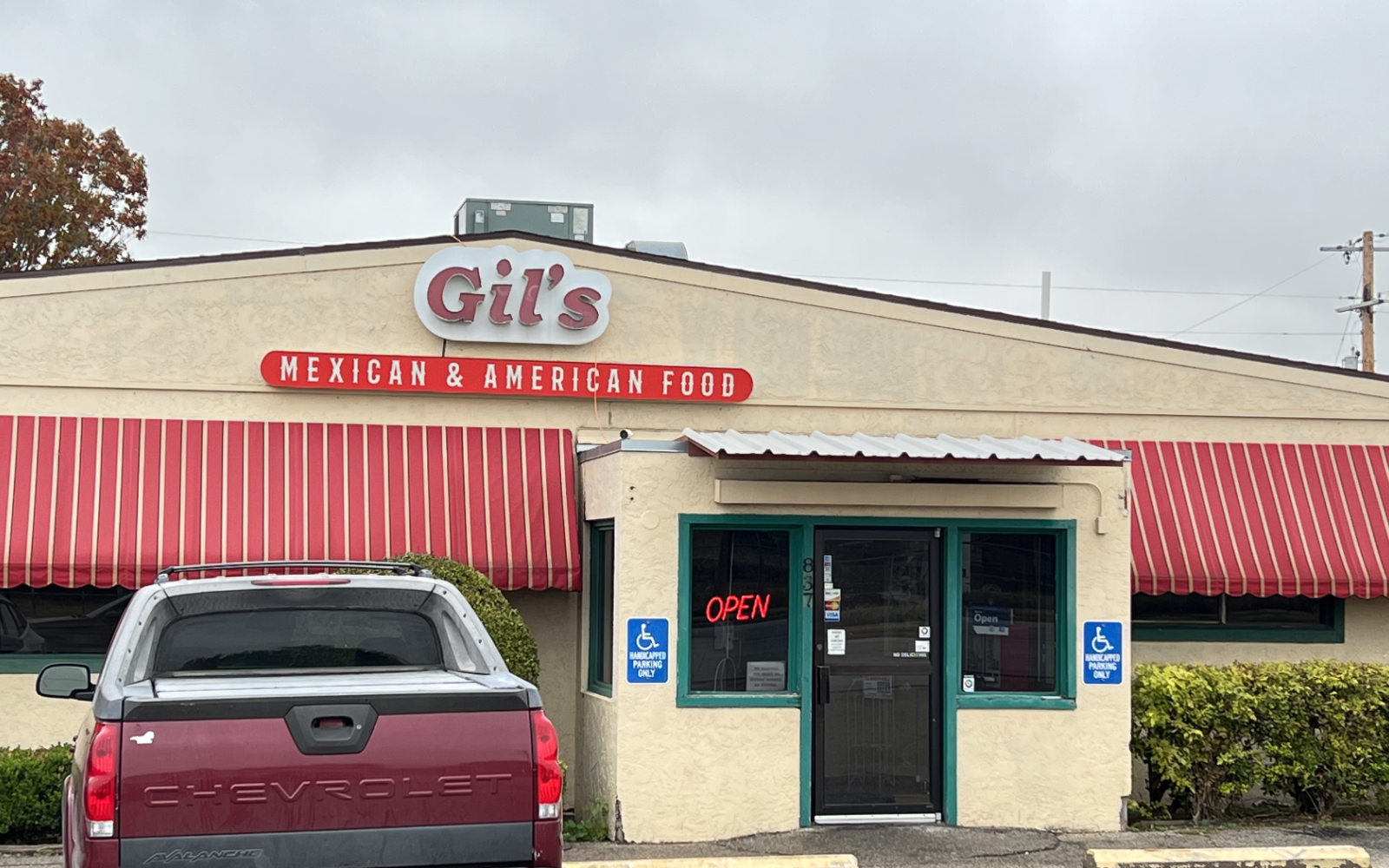 Gil's Restaurant