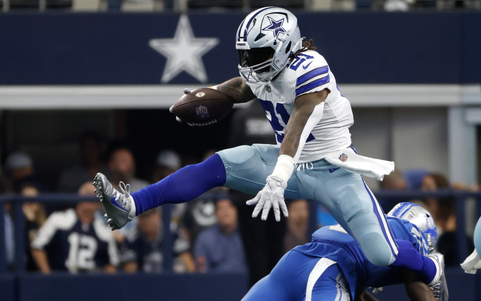 Ezekiel Elliott, NFL Running back