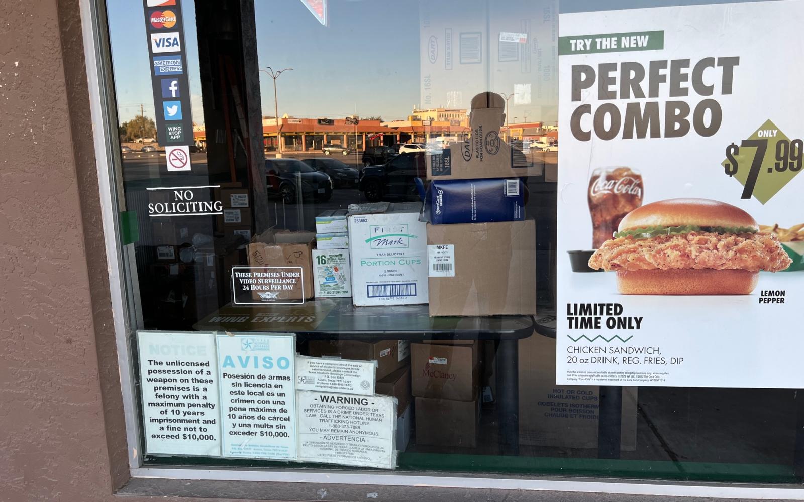 Wing Stop SW Plaza (LIVE! Photo Yantis Green)