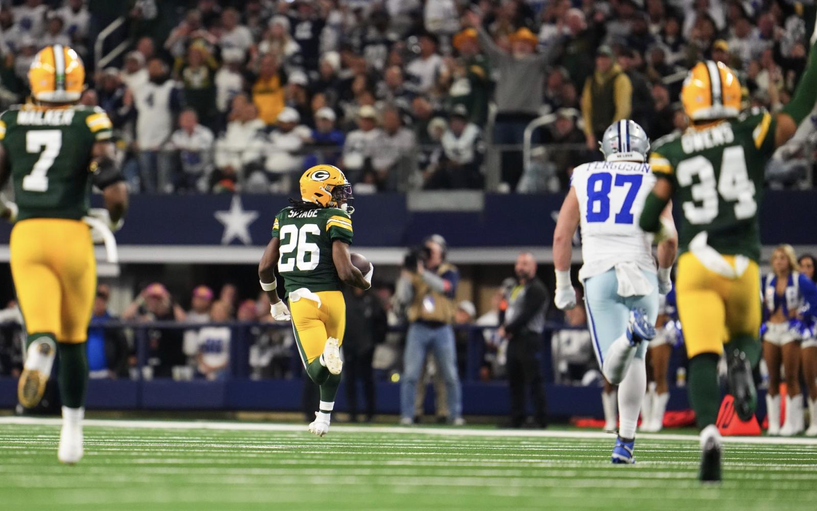 Green Bay Packers Dominate the Dallas Cowboys