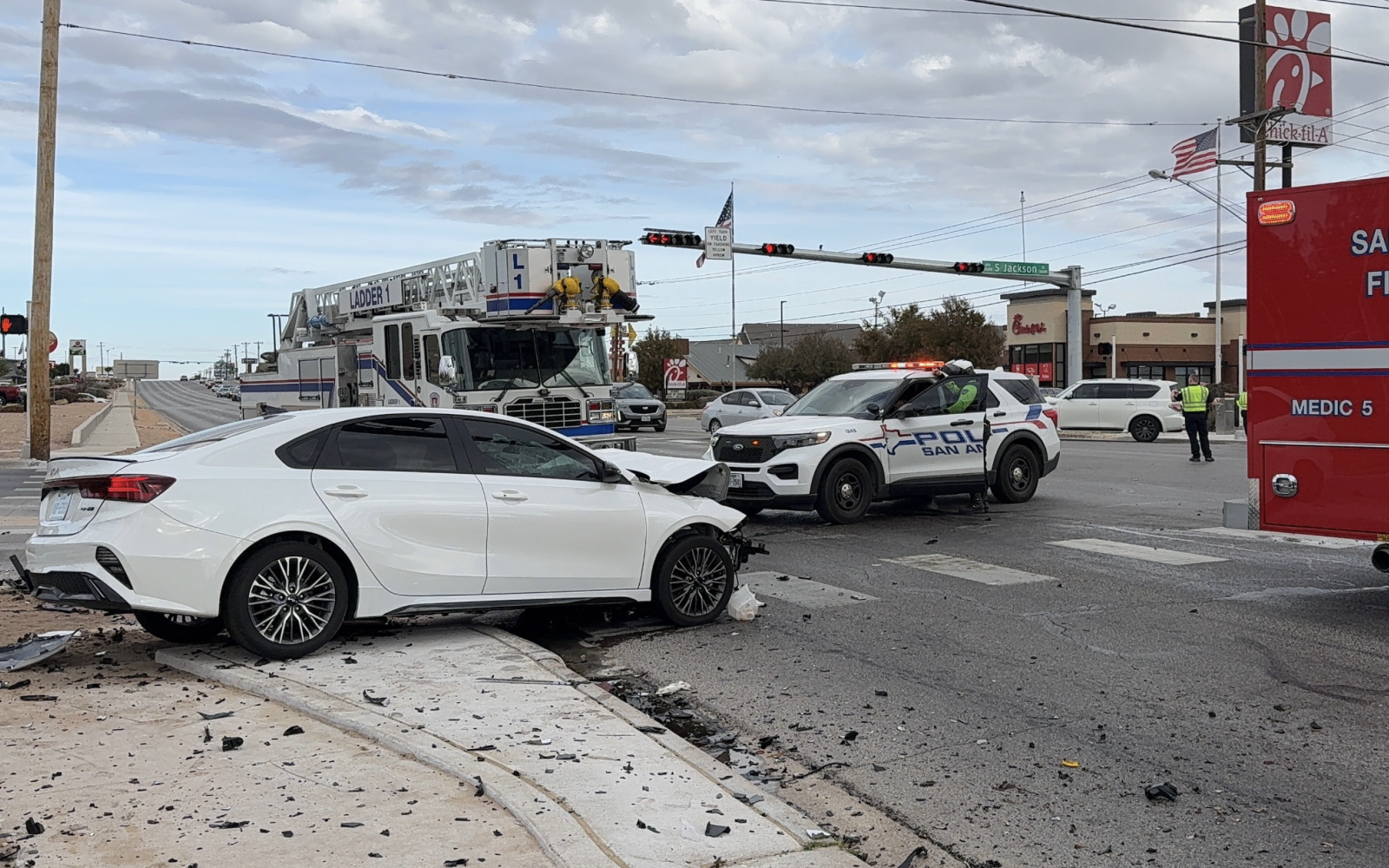 Crash at Knickerbocker Road and South Jackson Street