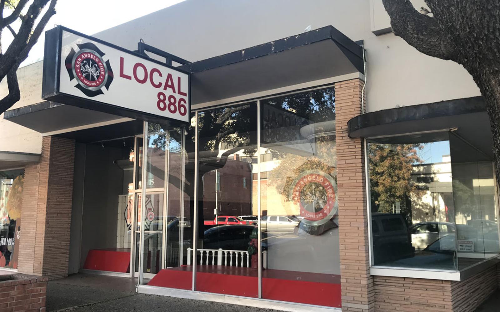 The San Angelo Firefighters Local 886 on W. Beauregard. (LIVE! Photo/Brandy Petty)