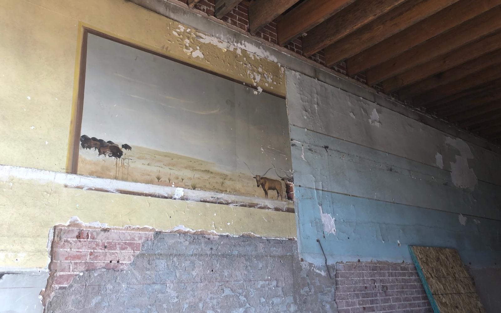 The mural discovered on the walls inside the original Nathan's Jewelry. (LIVE! Photo/Joe Hyde)