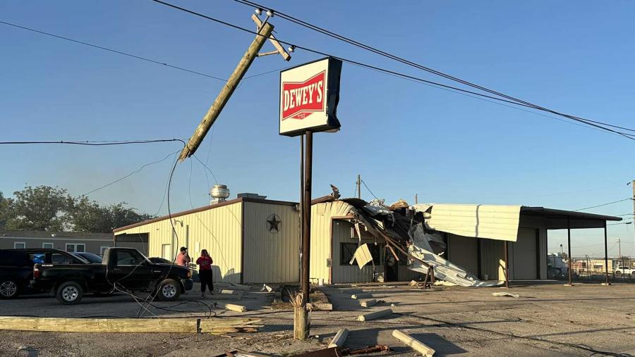 Dewey’s Breakfast Shop, located at 550 E. Yukon Rd.