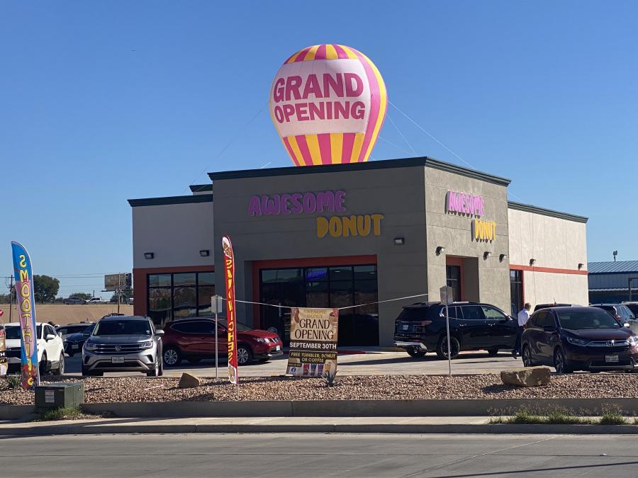 'Awesome Donuts' Opens in San Angelo