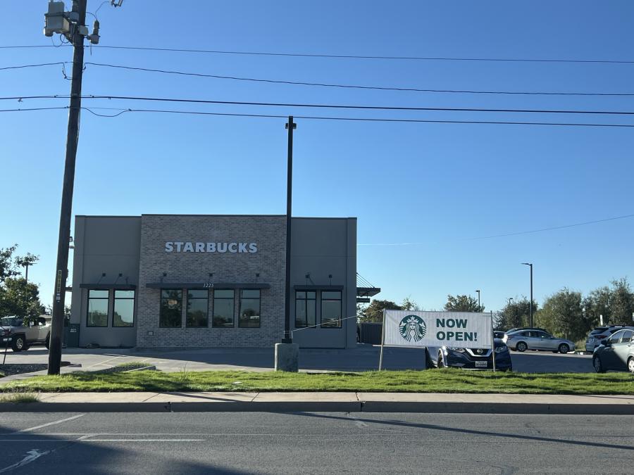 The New Starbucks on Knickerbocker Rd Officially Opened on Sep. 9.