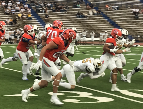 Central Bobcats running back Darius Huitt runs for yardage against Amarillo High on Friday, Sept. 5, 2025.