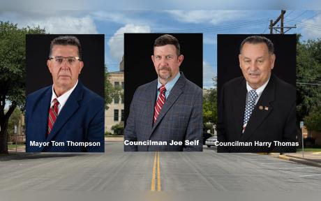 San Angelo Mayor Tom Thompson, Councilmen Joe Self and Harry Thomas