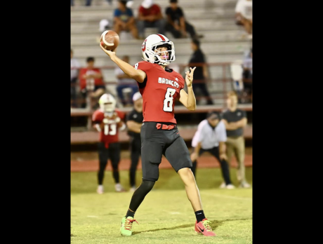 Sonora's Aaron Segura throws a pass against Colorado City on Friday, Sept. 25, 2026.