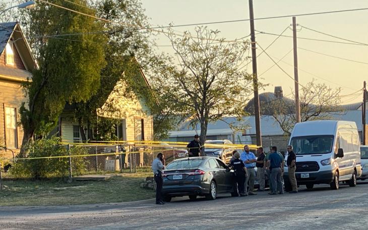 Police Activity on Allen St (Live Photo / Brent Blinka)