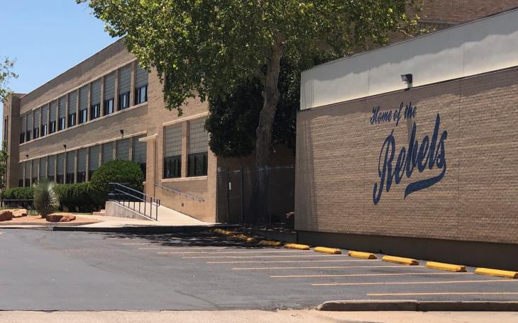 Robert E. Lee Middle School in San Angelo, Texas