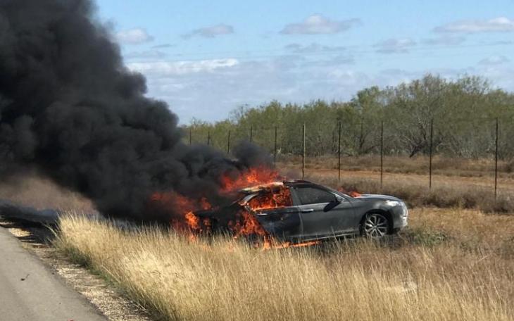 Illegal Alien Vehicle Fire (Contributed/CBP)