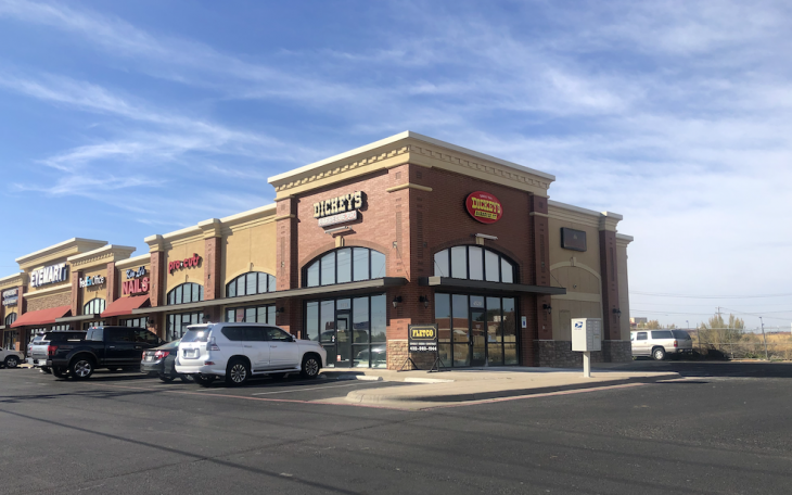 This Famous Jewelry Store is Moving Into the Former Dickey's Barbecue