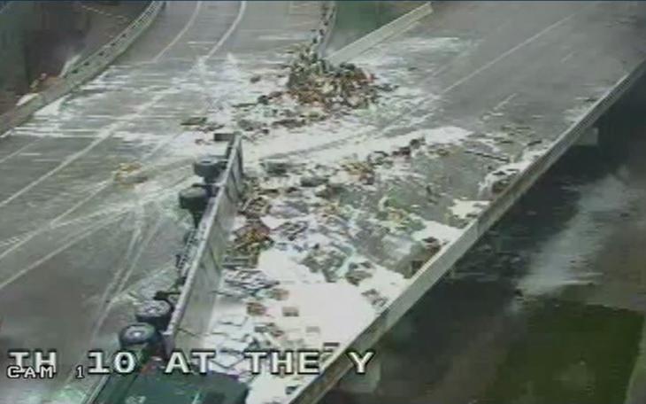 18-Wheeler Swarmed With Bees