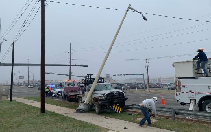 Sherwood Way Pole Guardrail Crash (LIVE! Photo/Matt Trammell)