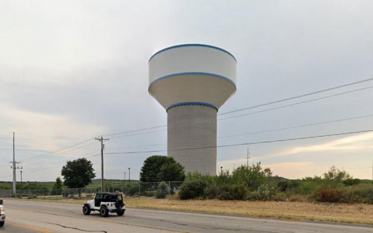 The water tower in the Lake View section of San Angelo