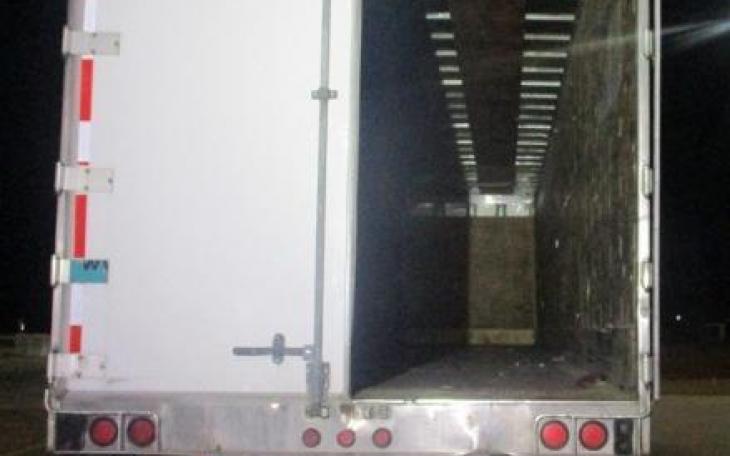 Border Patrol Nabs 18-wheeler Smuggling Illegal Aliens (Contributed/CBP)