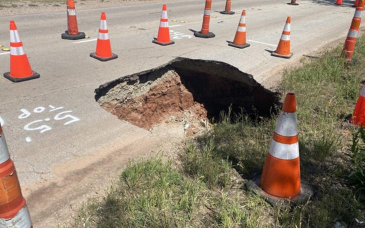 Grape St. Sinkhole | KTXS