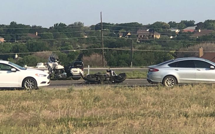 Motorcycle Crash on Loop 306 (LIVE! Photo/Sonia Ramirez)