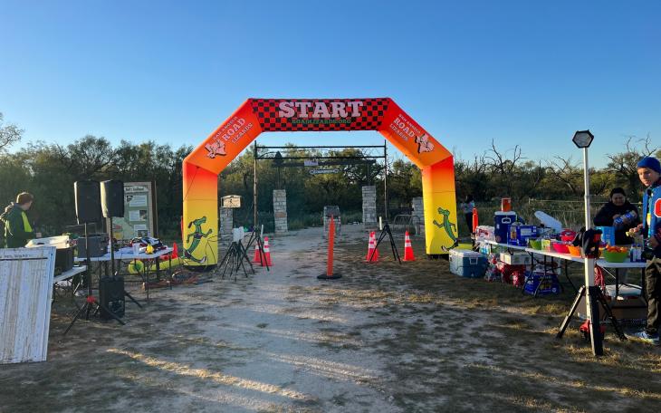 Dinosaur Run Start/Finish Line 2021 (LIVE! Photo/Yantis Green)
