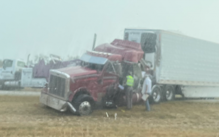18-Wheeler Crash on Highway 87 N on Oct. 13, 2021