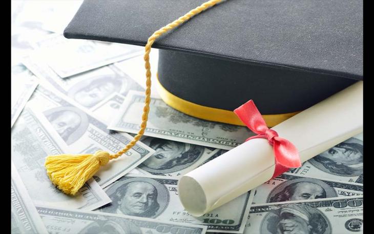 Student Debt | DepositPhotos