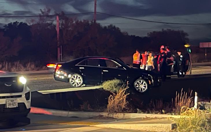 Cadillac SUV Crash 11/20/21 (LIVE! Photo/Sonia Ramirez)