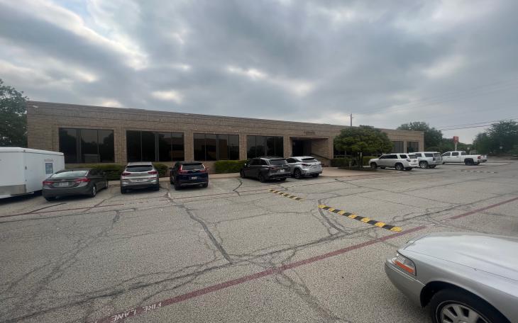 The Ambleside School of San Ange, 511 W Harris Ave